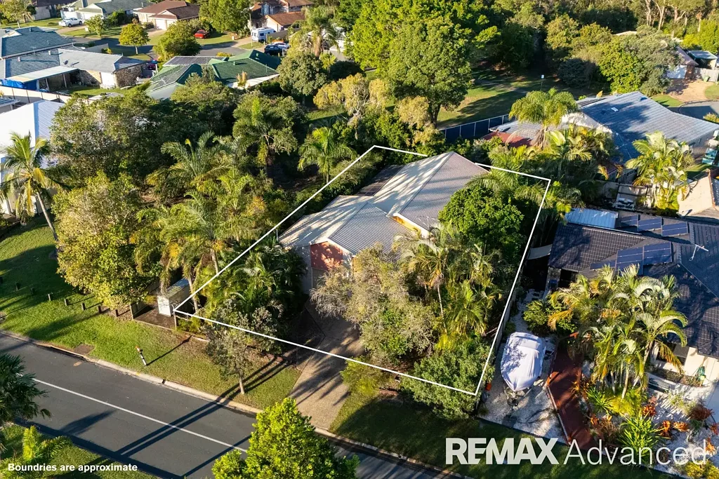 Banksia Beach 3 Bedroom Perfect Family Home in Banksia Beach