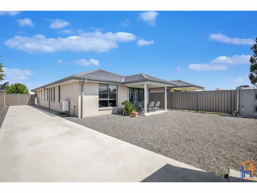 1/8 Yeomans Road, Armidale, NSW 2350