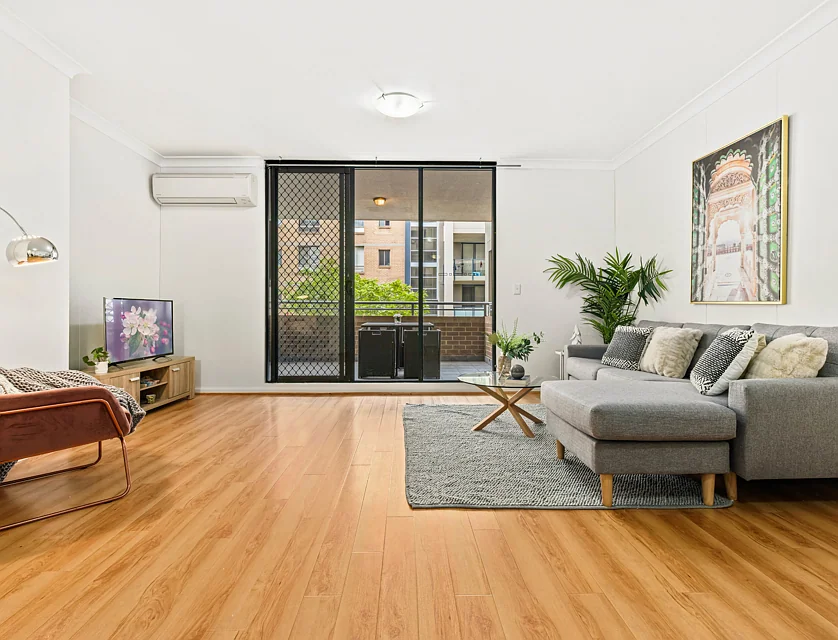 2202/62-72 Queen Street, Auburn, Parramatta (Northwest suburbs), 2房, 2浴, Apartment