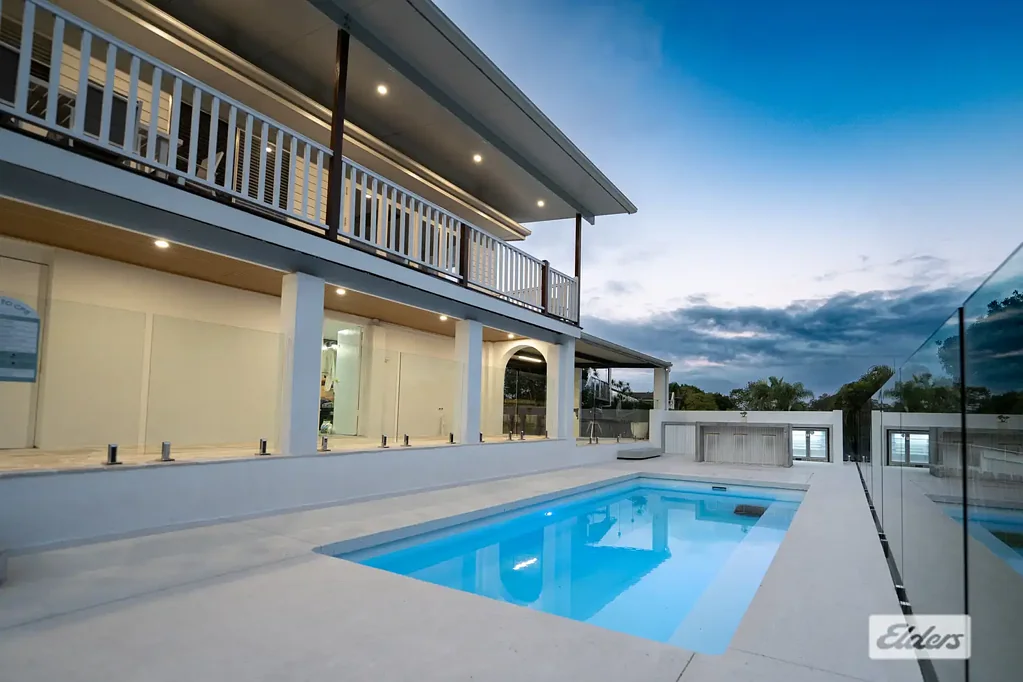 Rochedale South 3Habitaciones Luxury Outdoor Living with Flexible Family Spaces