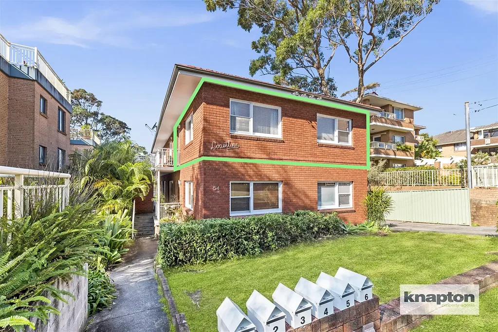 Cronulla 1 Bedroom INVESTORS - Jump in at the lower end of the market.