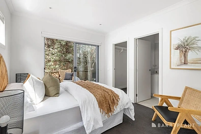 Iba Pa - 5/183 Beach Road, Mordialloc, VIC 3195