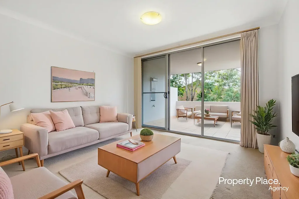 South Hurstville 2房 双砖魅力，宽敞舒适 Double Brick Charm With Space & Comfort