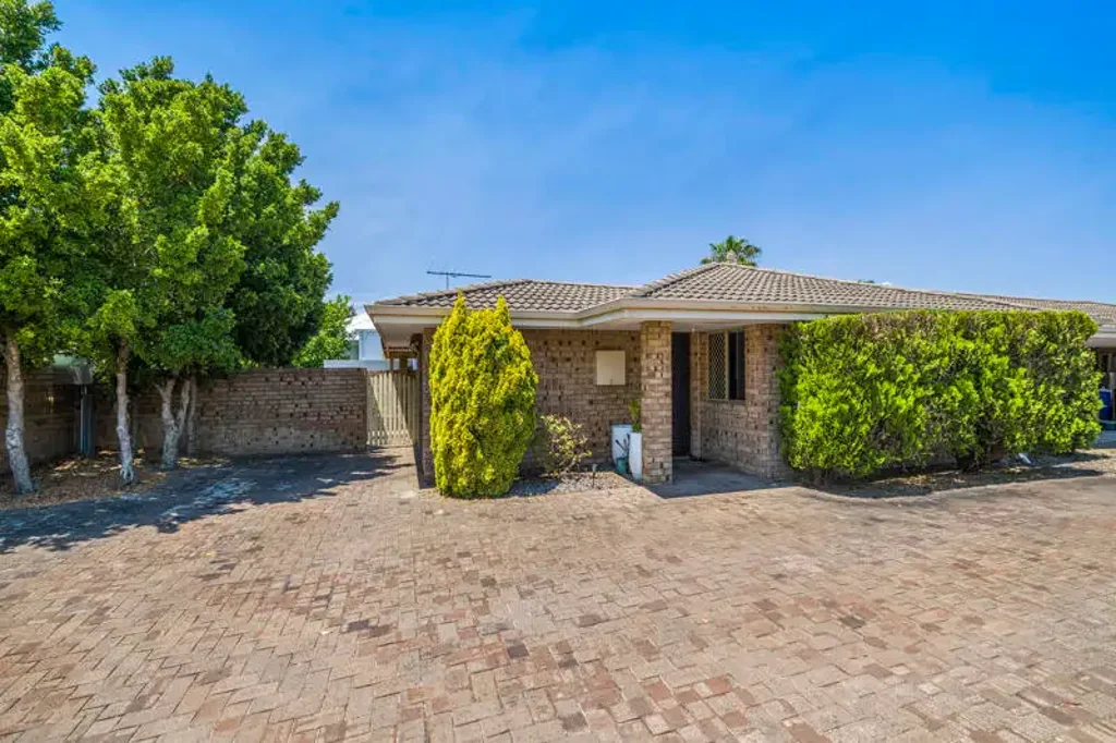1/17 Surrey Street, Dianella, WA 6059