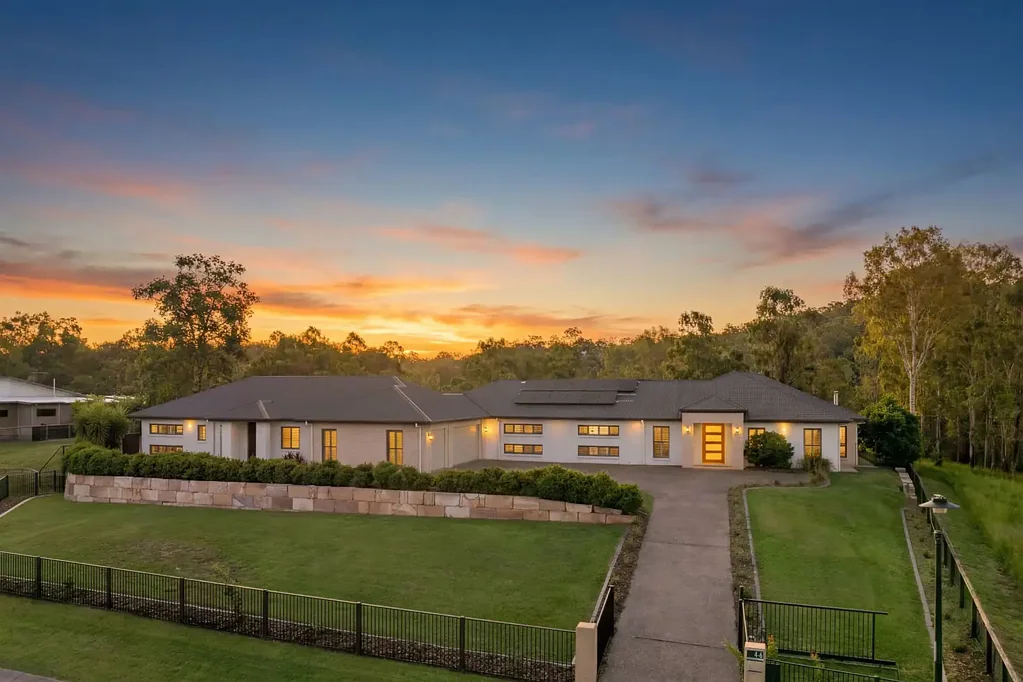4 - 6 Baradine Close, Karalee, QLD 4306