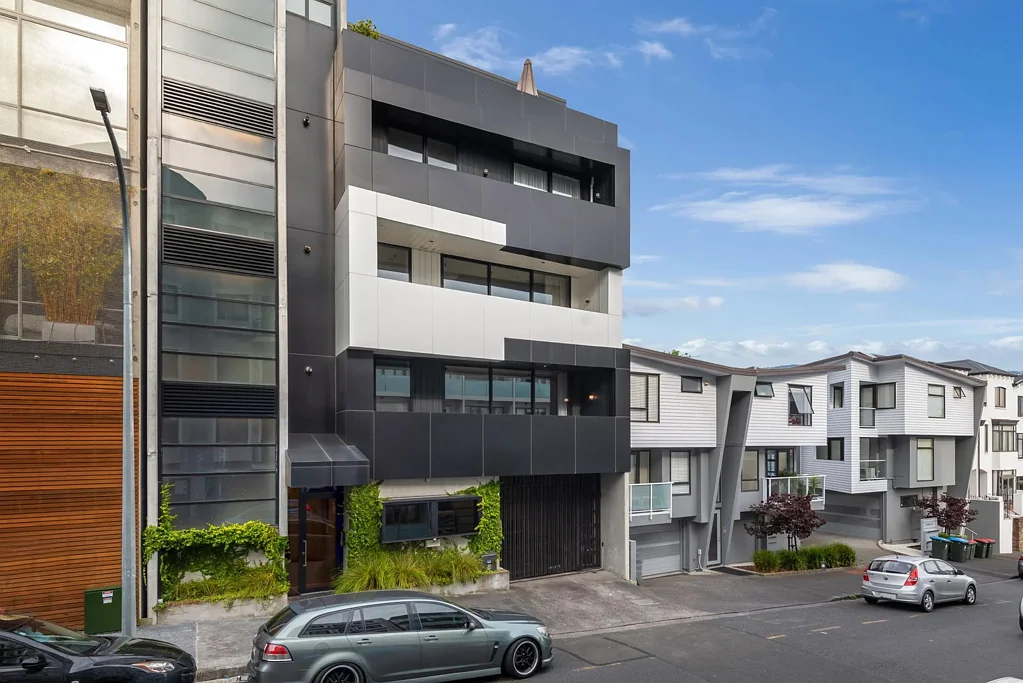 Ponsonby 3 Bedroom Ponsonby Prestige. Boutique Luxury. Timeless Living.