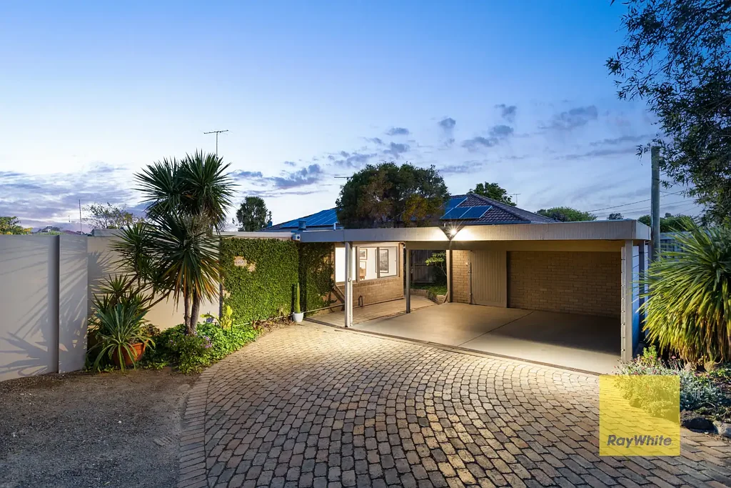 129 South Valley Road, Highton, VIC 3216