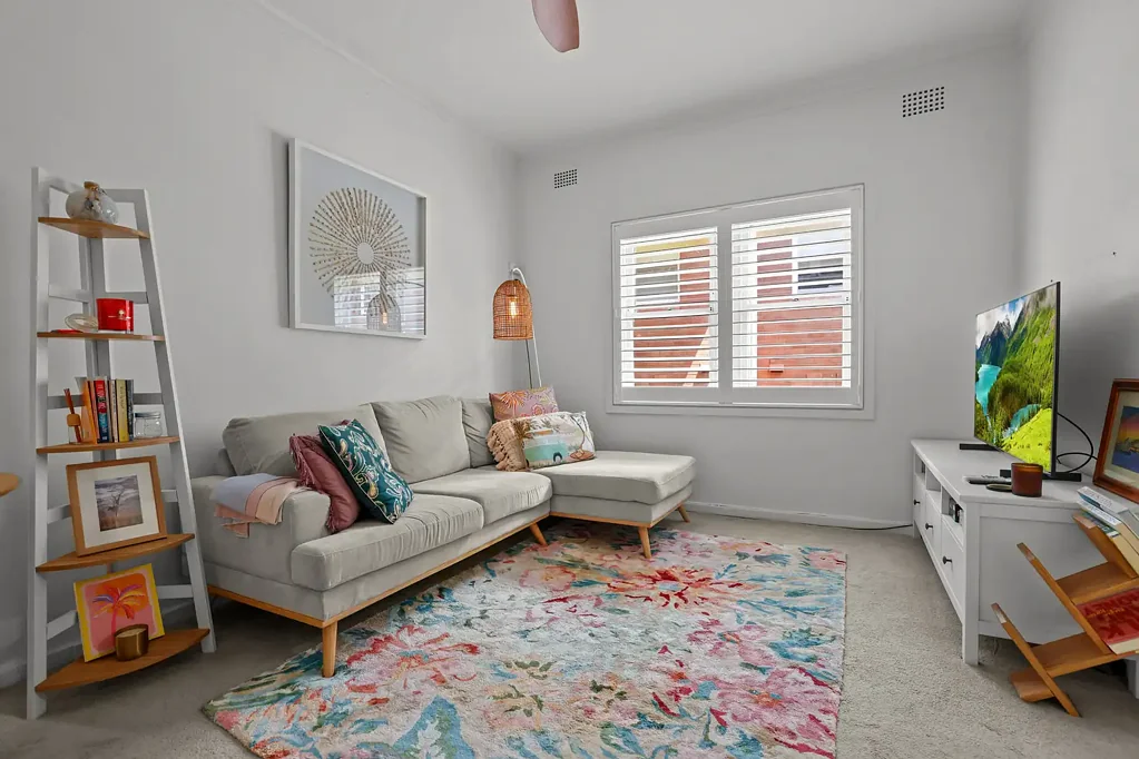 Stylish Furnished One-Bedroom in Prime Rose Bay Location