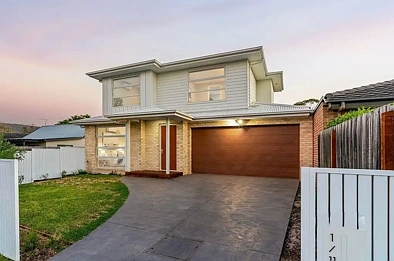 Rosebud 4 Bedroom Luxury Coastal Living Just 500m from the Bay