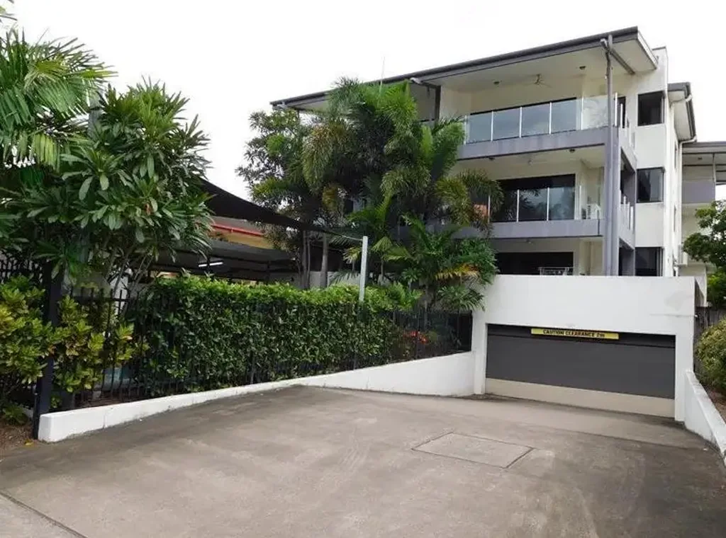 Modern City Living: Spacious 2-Bedroom Apartment