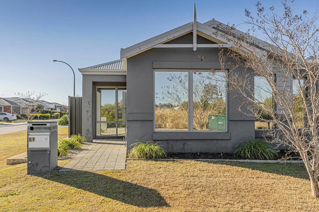 Brabham 3部屋 Fantastic Home or Investment!