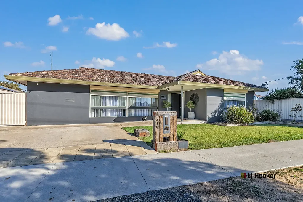 Echuca 6 Slaapkamer Room for Everyone – A Home Packed with Possibility