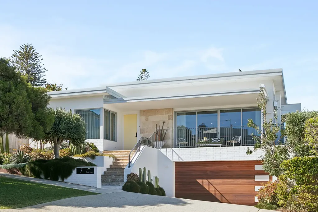 Cottesloe 5ਬੈੱਡਰੂਮ An Opportunity to own one of Cottesloe's most distinctive properties