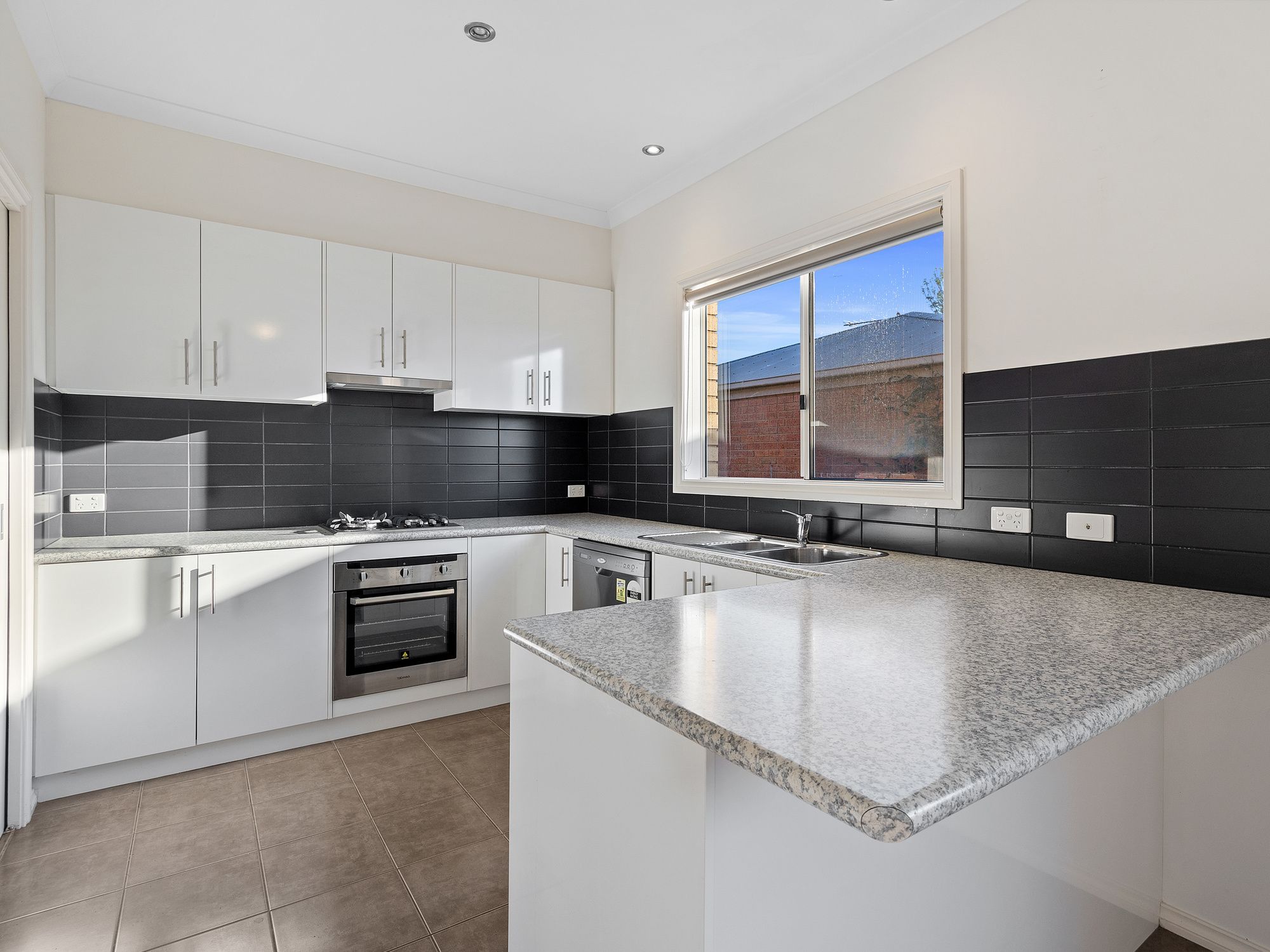 UNIT 3 49-51 MURRAY ST, WONTHAGGI VIC 3995, 0房, 0浴, House