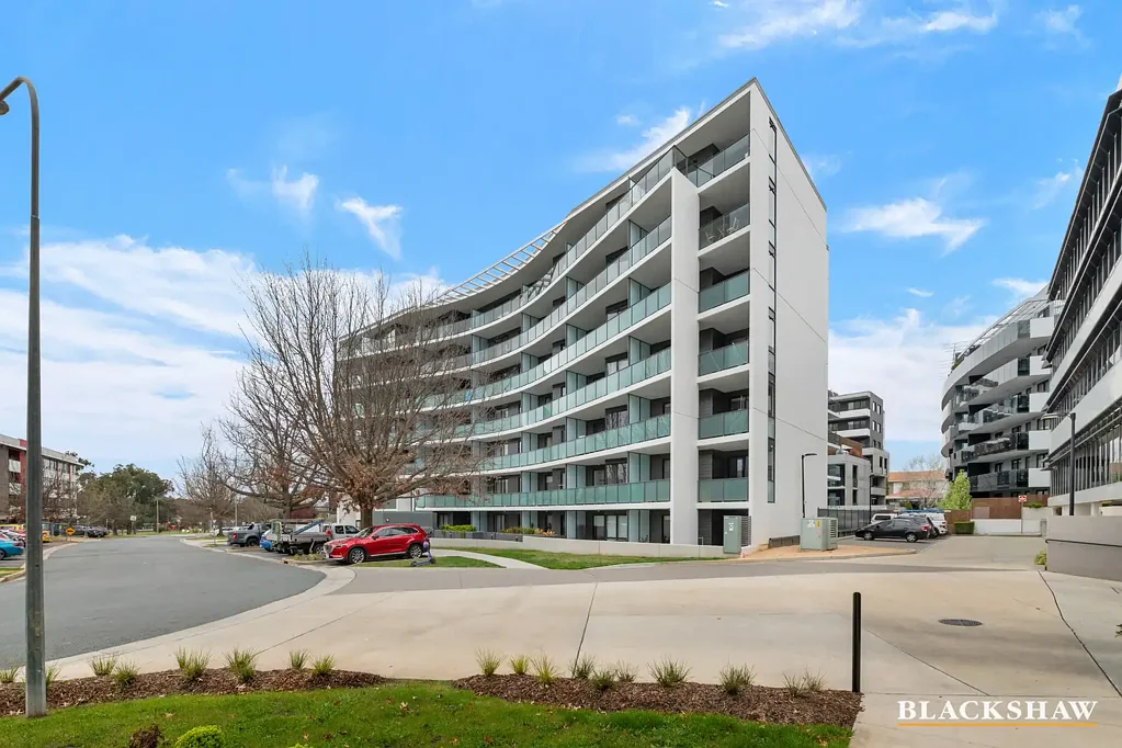 Two bedroom apartment in ideal location