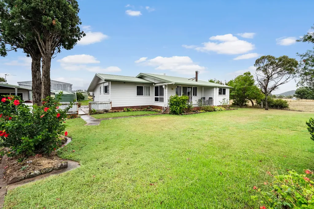 301 Linthorpe Valley Road, Linthorpe, QLD 4356