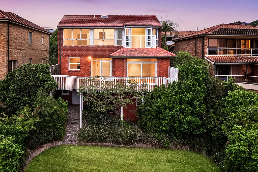 37 Neeworra Road, Northbridge, NSW 2063