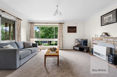 9 Dendaryl Drive, Bundoora, VIC 3083, 3房, 1浴, House
