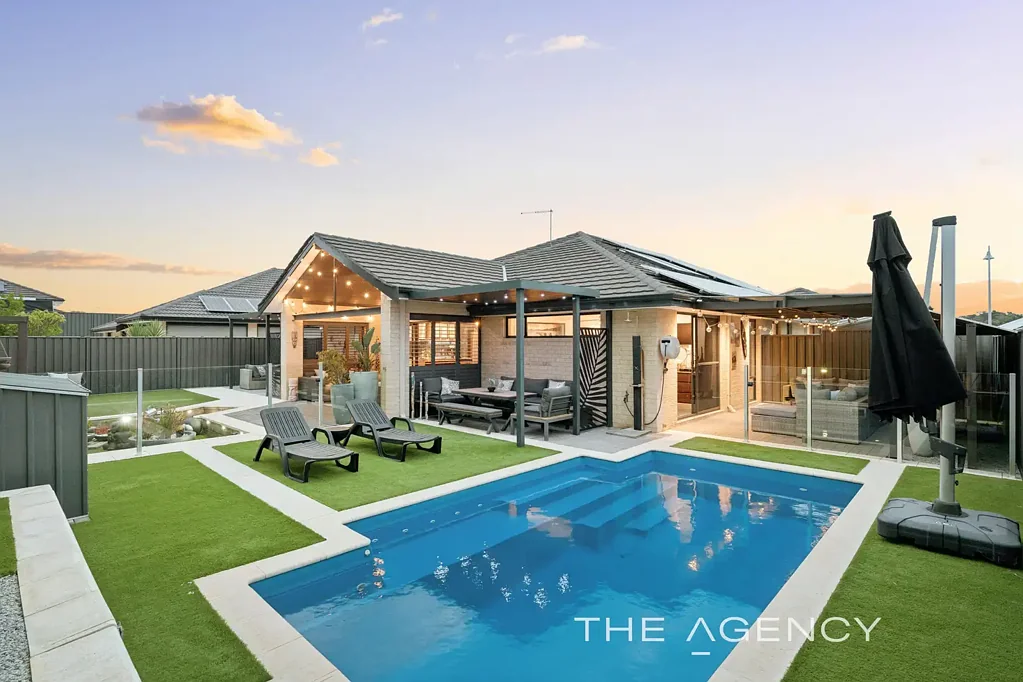 6 Albizia Street, Carramar, WA 6031