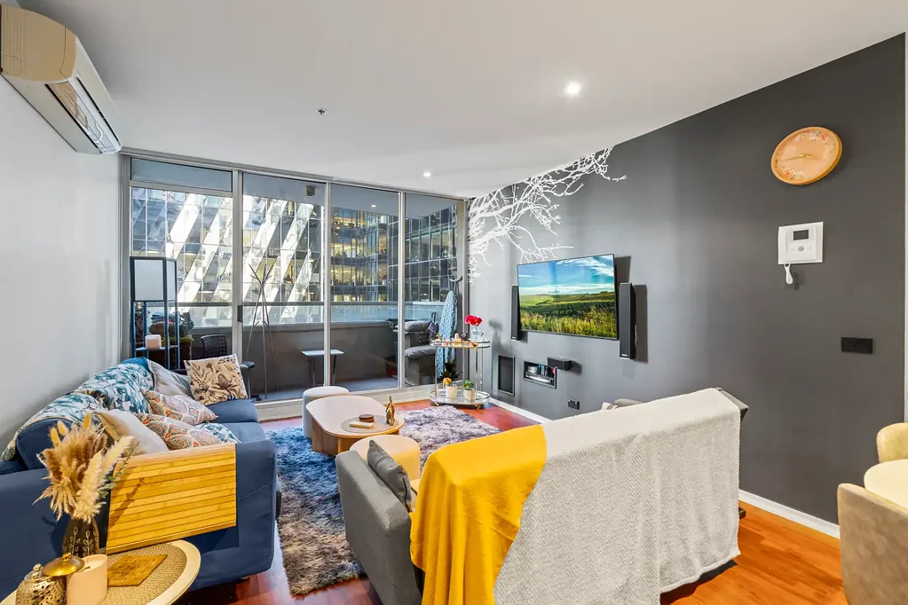 Stylish Inner-City Living in the Heart of Docklands