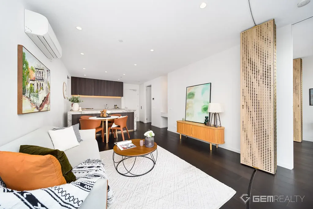 Melbourne 2ห้องนอน Modern Luxury Meets Lifestyle at St Boulevard, St Kilda Road