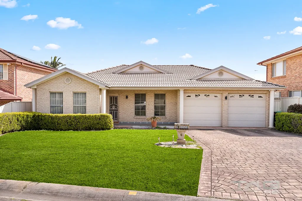 6 Belledale Close, St Clair, NSW 2759