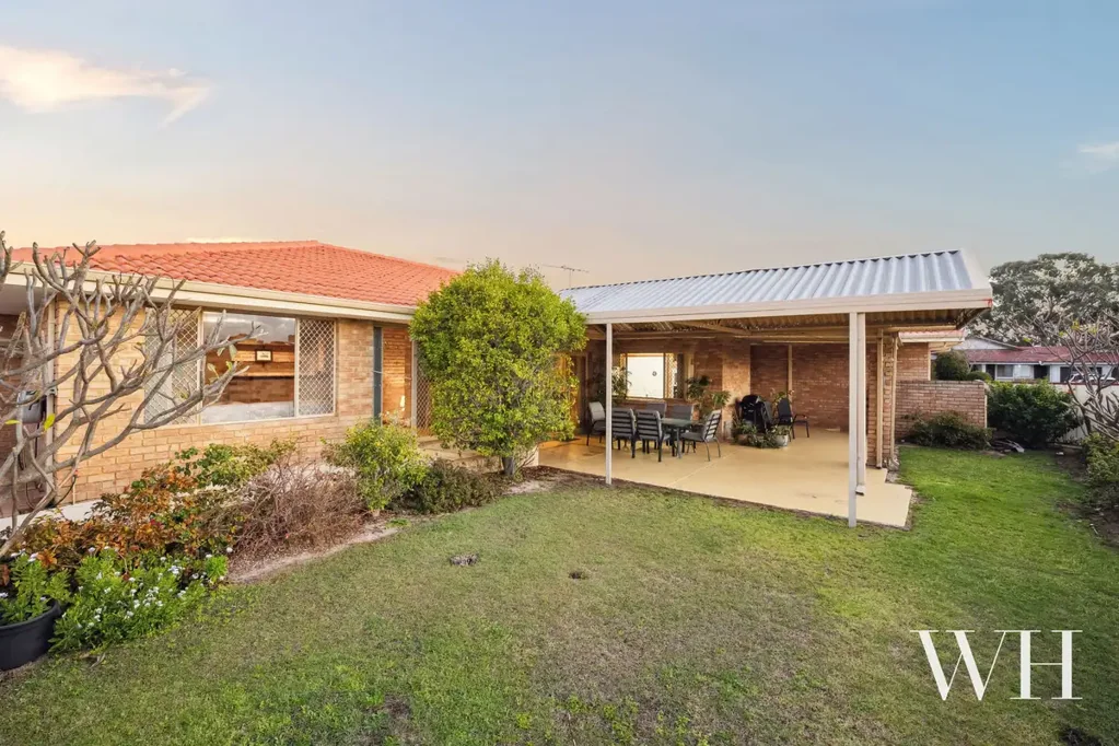 Leeming 4ਬੈੱਡਰੂਮ Generous Family Home: Elevated Position & Endless Possibilities