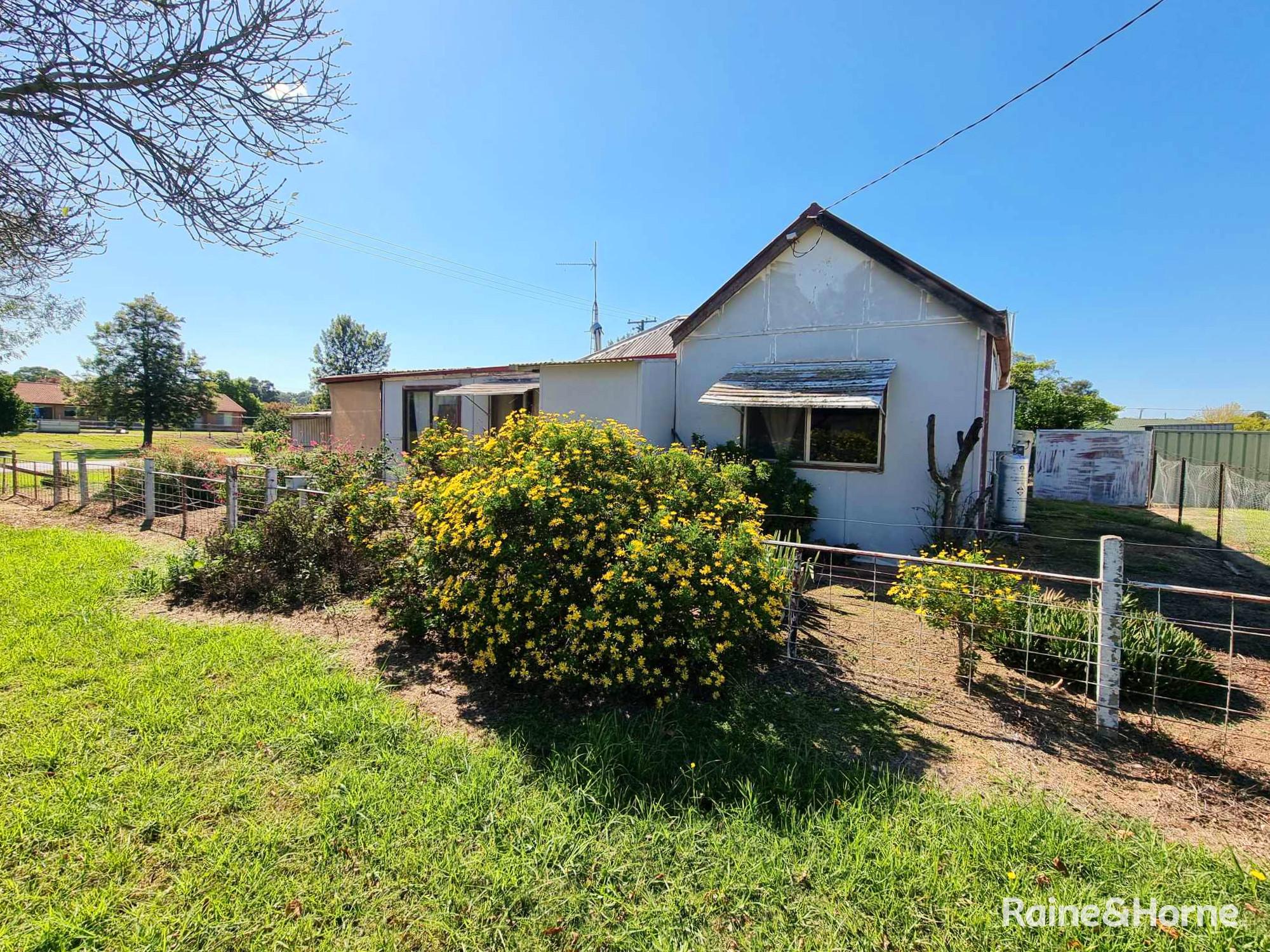 2 BOGALONG ST, GRENFELL NSW 2810, 0 phòng ngủ, 0 phòng tắm, House