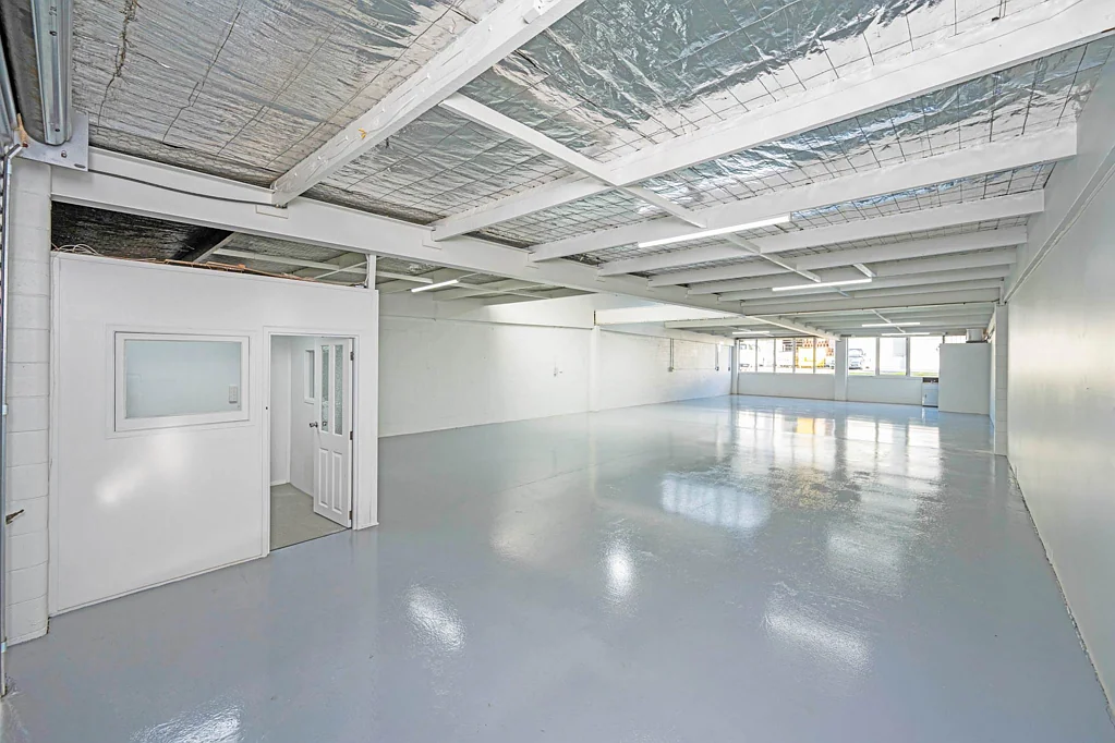 Saint Johns IMMACULATE WAREHOUSE ON FELTON