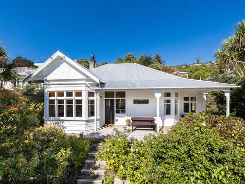 North East Valley 3Habitaciones Charming 1920s villa with stunning views
