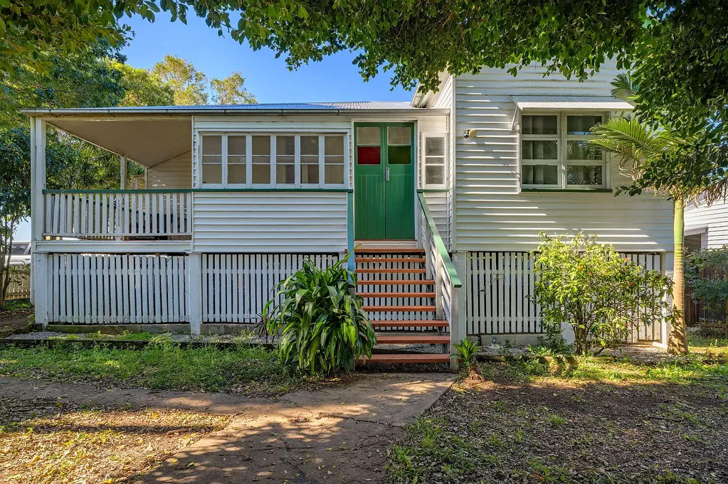 Gympie 5chambre Rare Dual Living Opportunity!