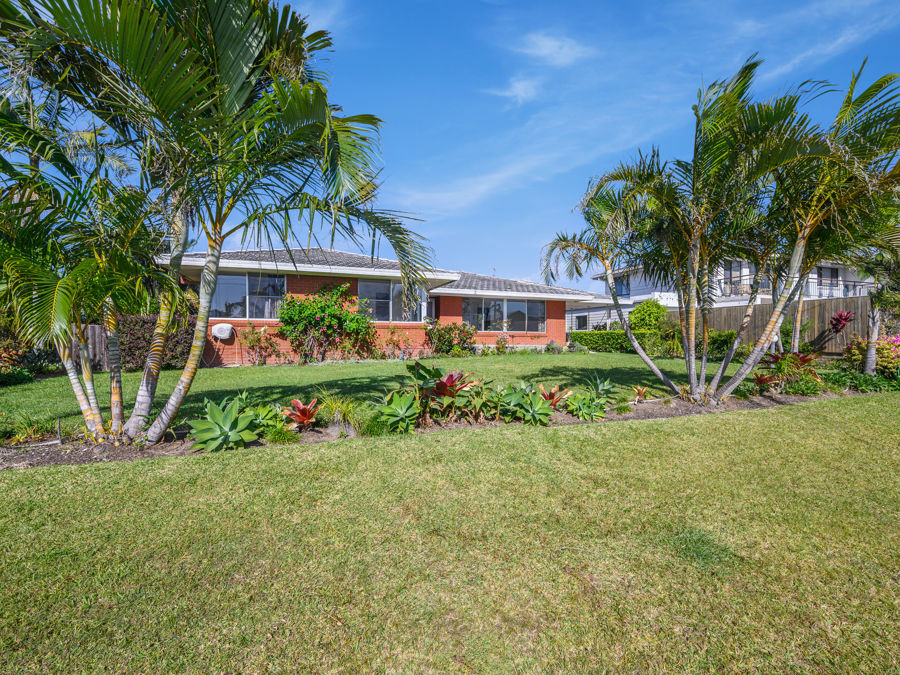 14 HEADLAND RD, SAPPHIRE BEACH NSW 2450, 0部屋, 0バスルーム, House