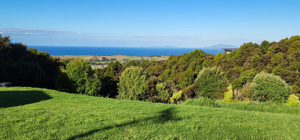 Waipu Elevated Tranquility Above Bream Bay – Begin Today
