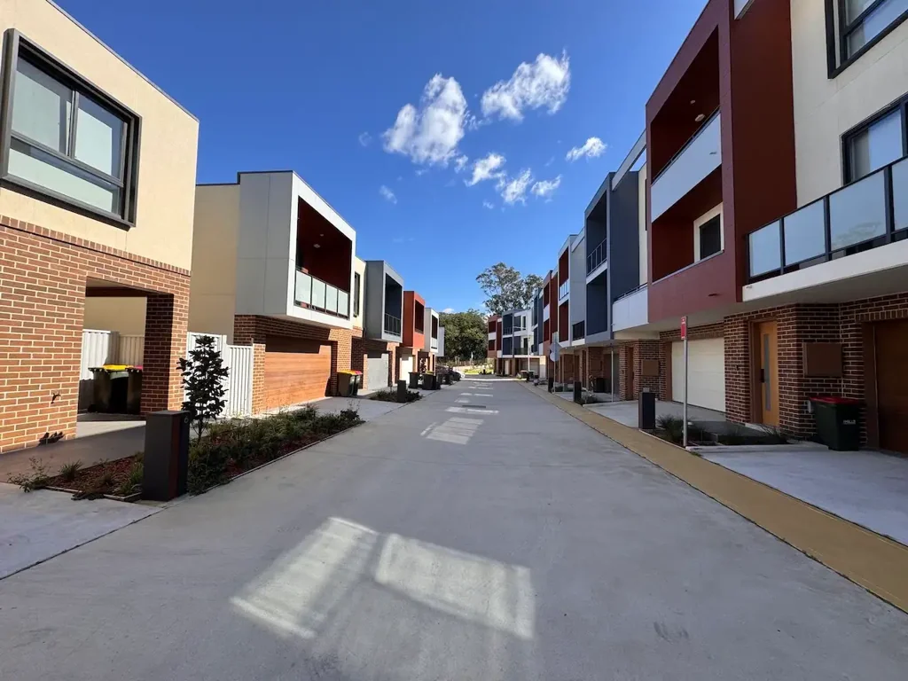 Norwest 4Kwarto New release of a community title, Brand new Terrace, only about $280 PQ fees. It's located within a 5-minute radius of getting what you need daily