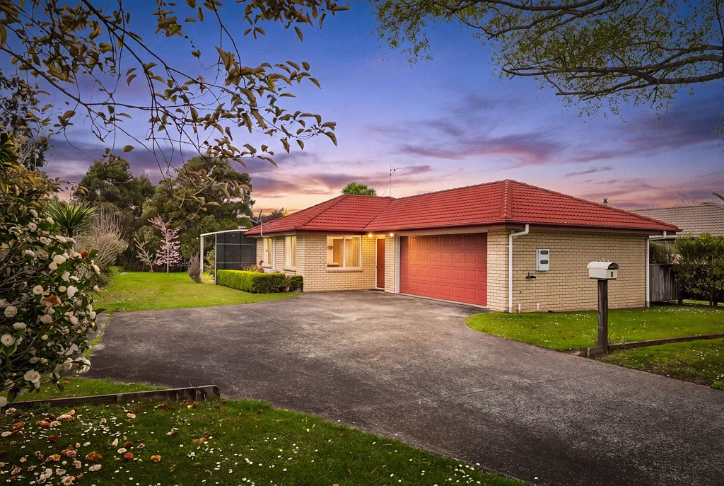Waihi 3 Bedroom Loved, Well-Cared-For & Conveniently Located