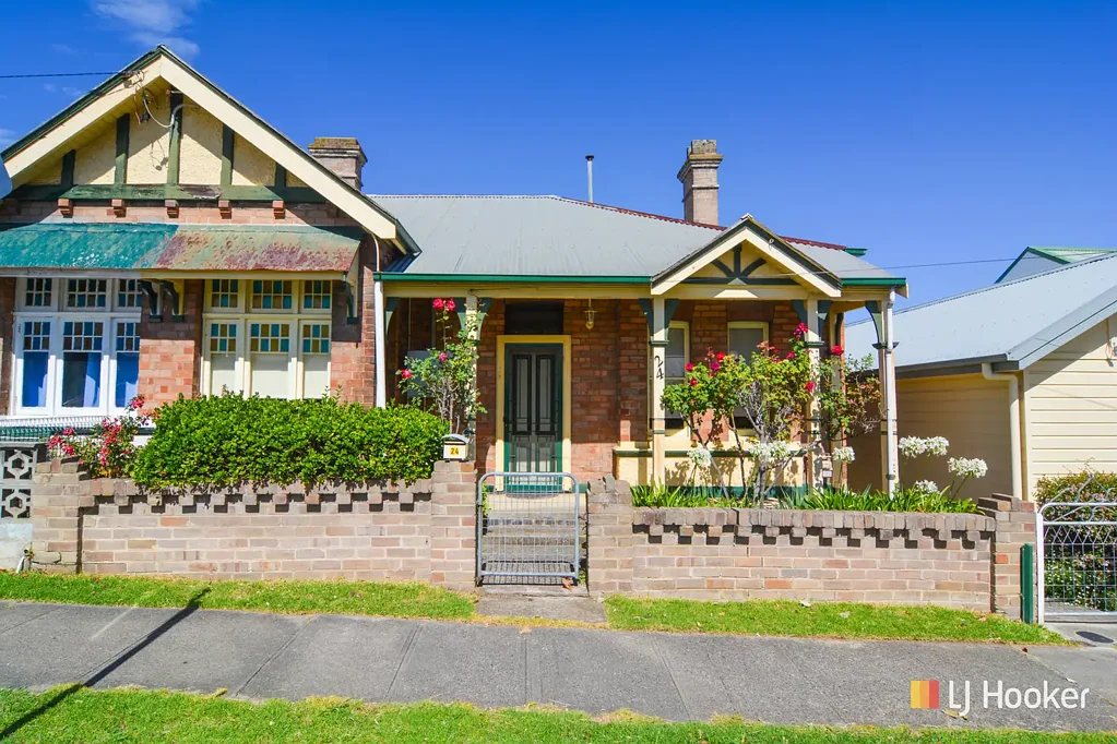 24 Eskbank Street, Lithgow, NSW 2790