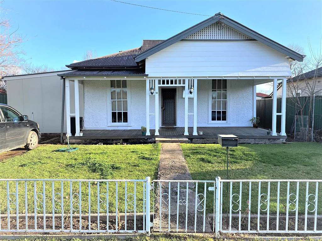 10 Renehan Street, Cootamundra, NSW 2590