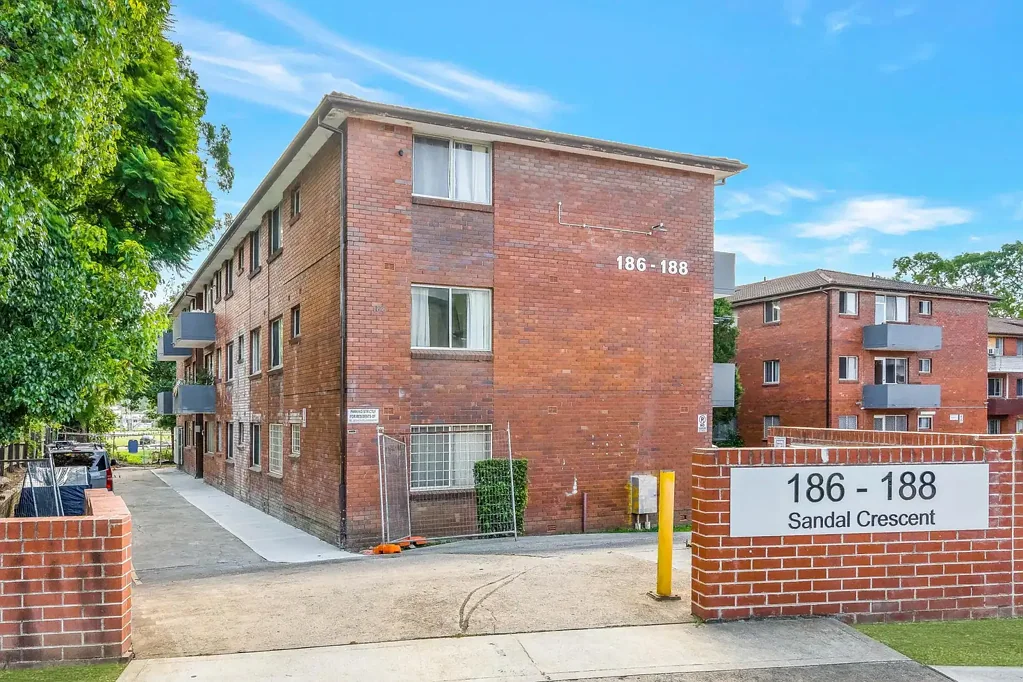 30/186- 188 Sandal Crescent, Carramar, NSW 2163