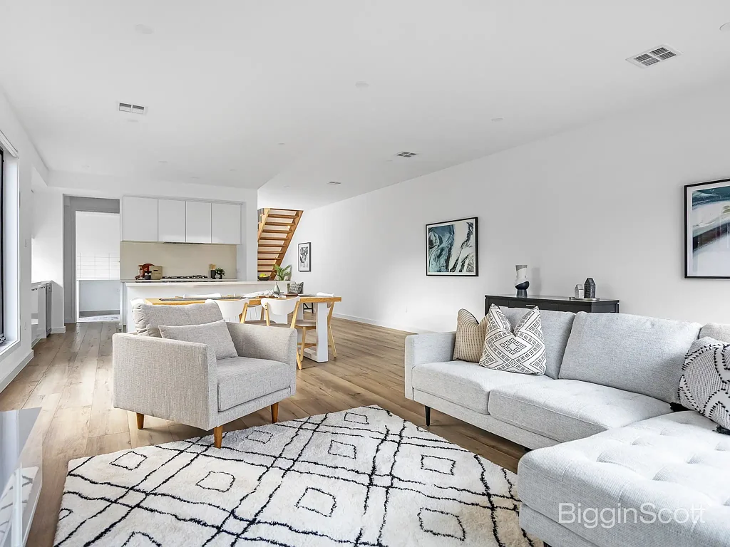 Altona North 4غرفة نوم Spacious & Stylish Townhouse Living in Prime Altona North Location!