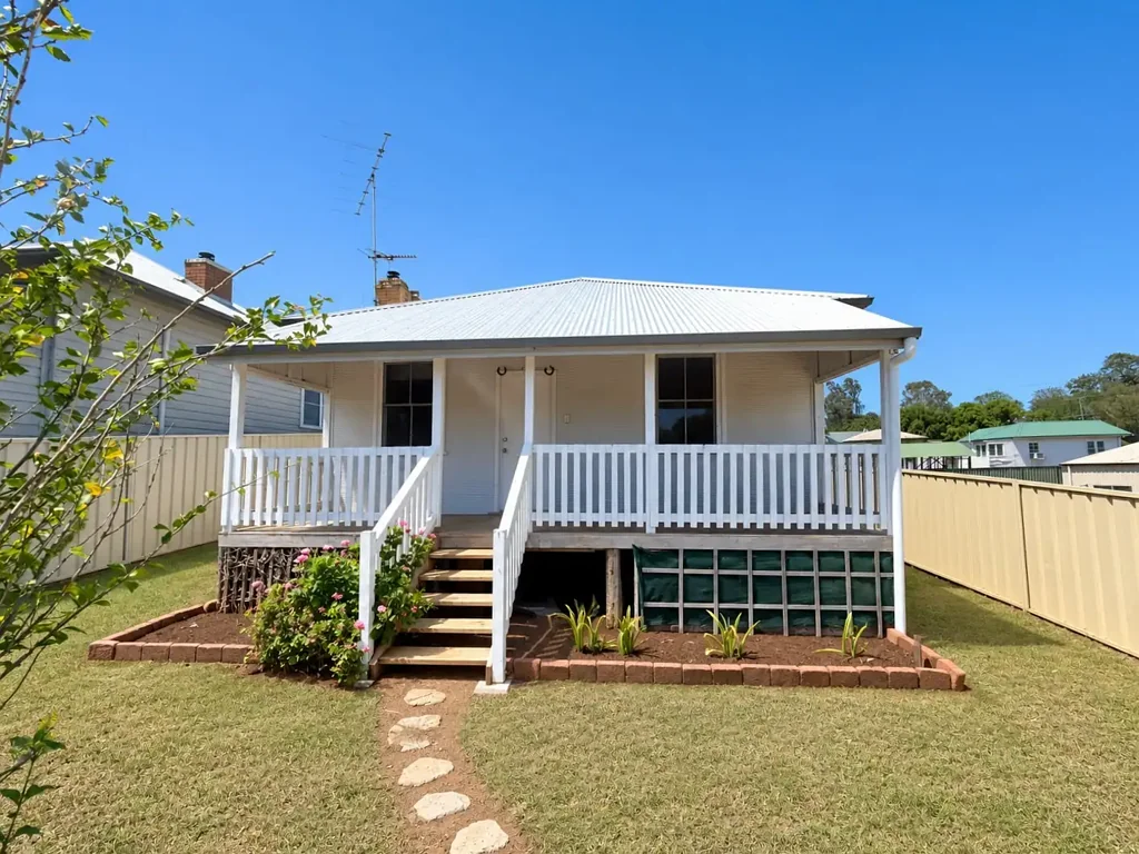 Charming 3-Bedroom Cottage