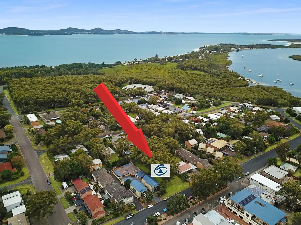 Hawks Nest RARE MEDIUM-DENSITY DEVELOPMENT OPPORTUNITY – 1,037sqm