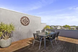 3/104 Barkly Street, St Kilda