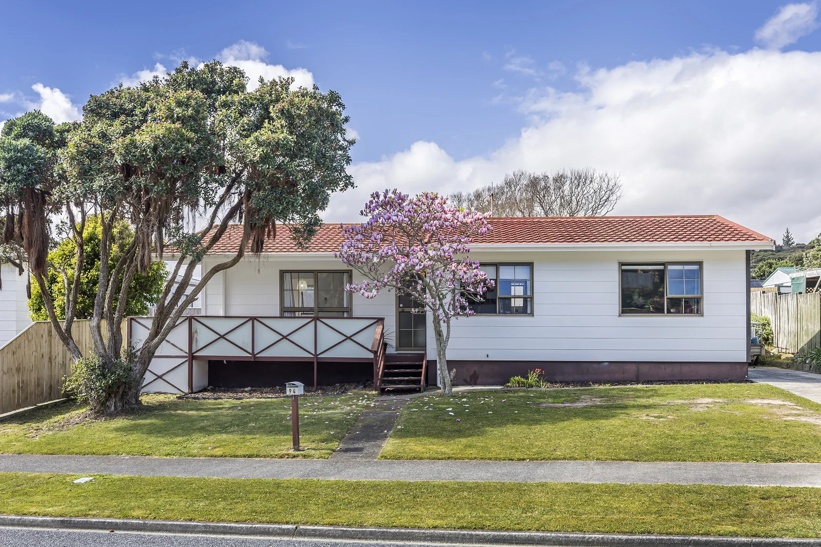 Whitby 3कमरा BIG BACKYARD, EASY LIVING