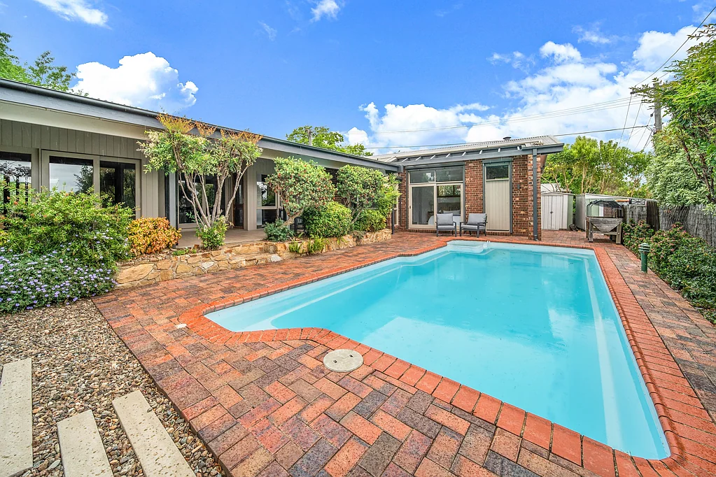 7 Cracknell Street, Monash, ACT 2904