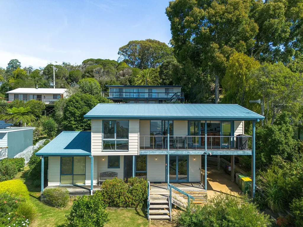 Mallacoota 4房  Coastal Family Home with Panoramic Inlet Views