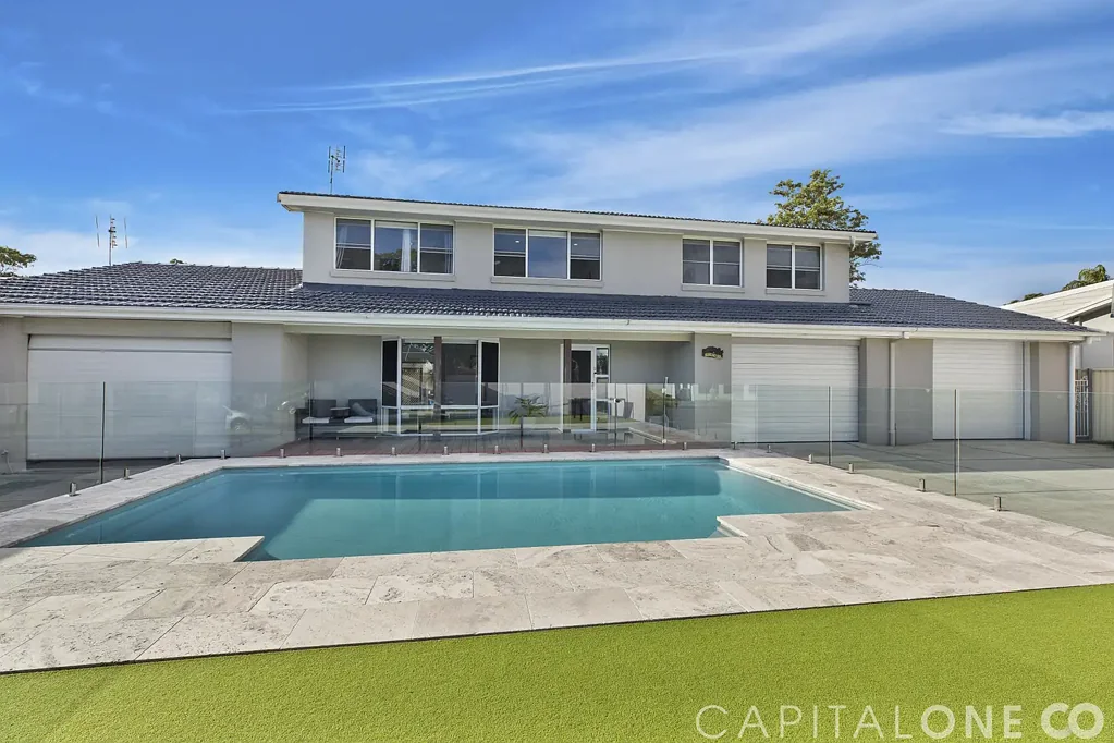 Noraville 6房  The Family Compound