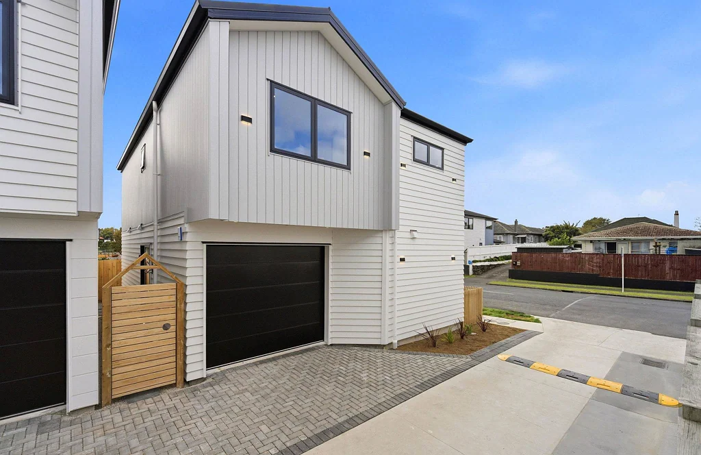 Manurewa 4 Slaapkamer Spacious Freehold - Standalone Family Home