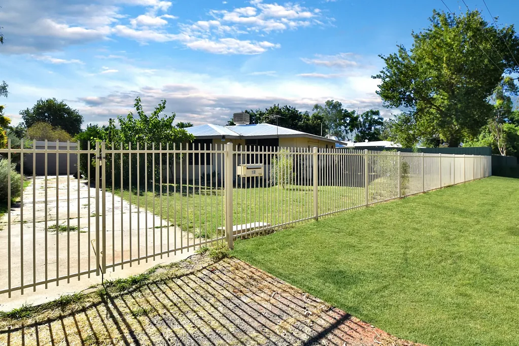 Gillen 3Zimmer Packed with potential and ready to impress!