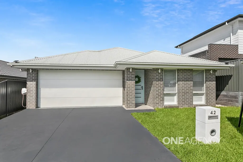 42 Bowral Crescent, Tullimbar, NSW 2527