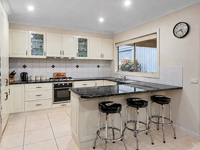 Kusina - 6 Edward Place, Traralgon, VIC 3844
